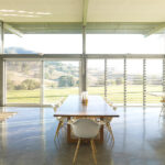 feature_5_gallery_two_colour